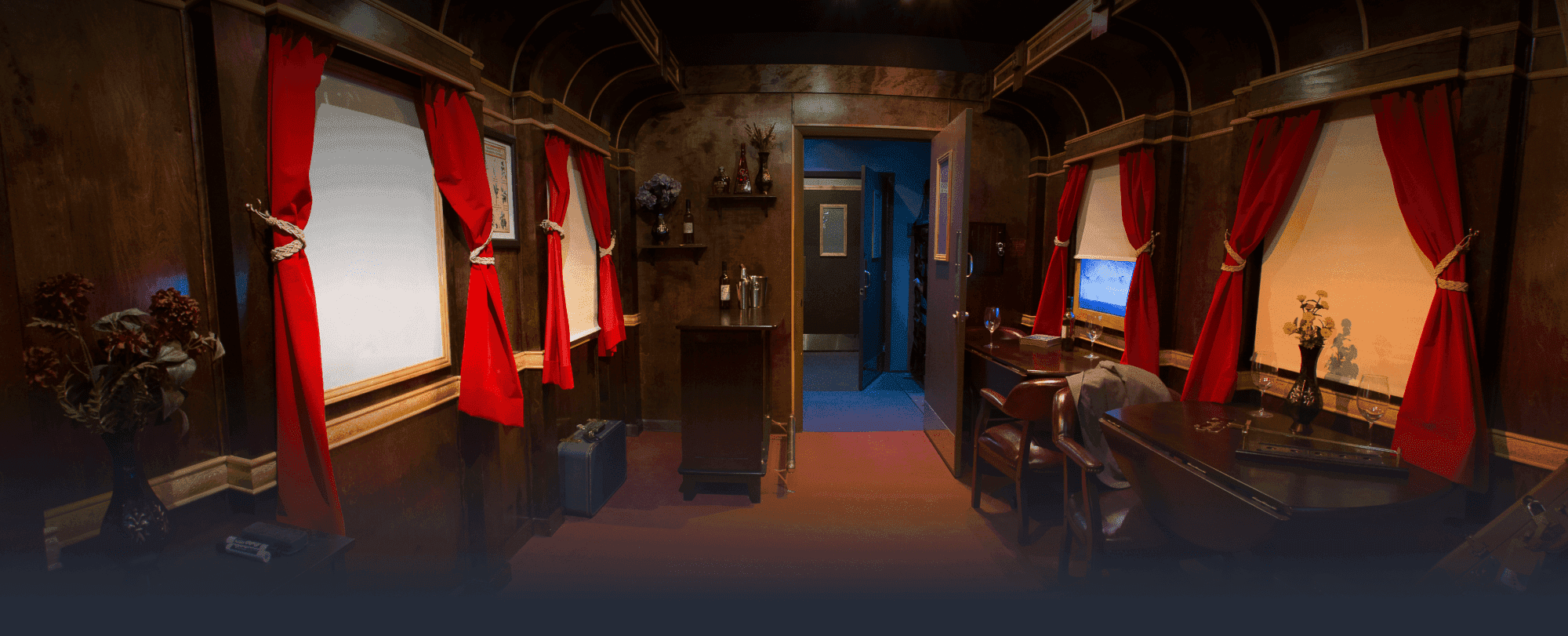 GameRoomPage_Hero_BudapestExpress-min.png