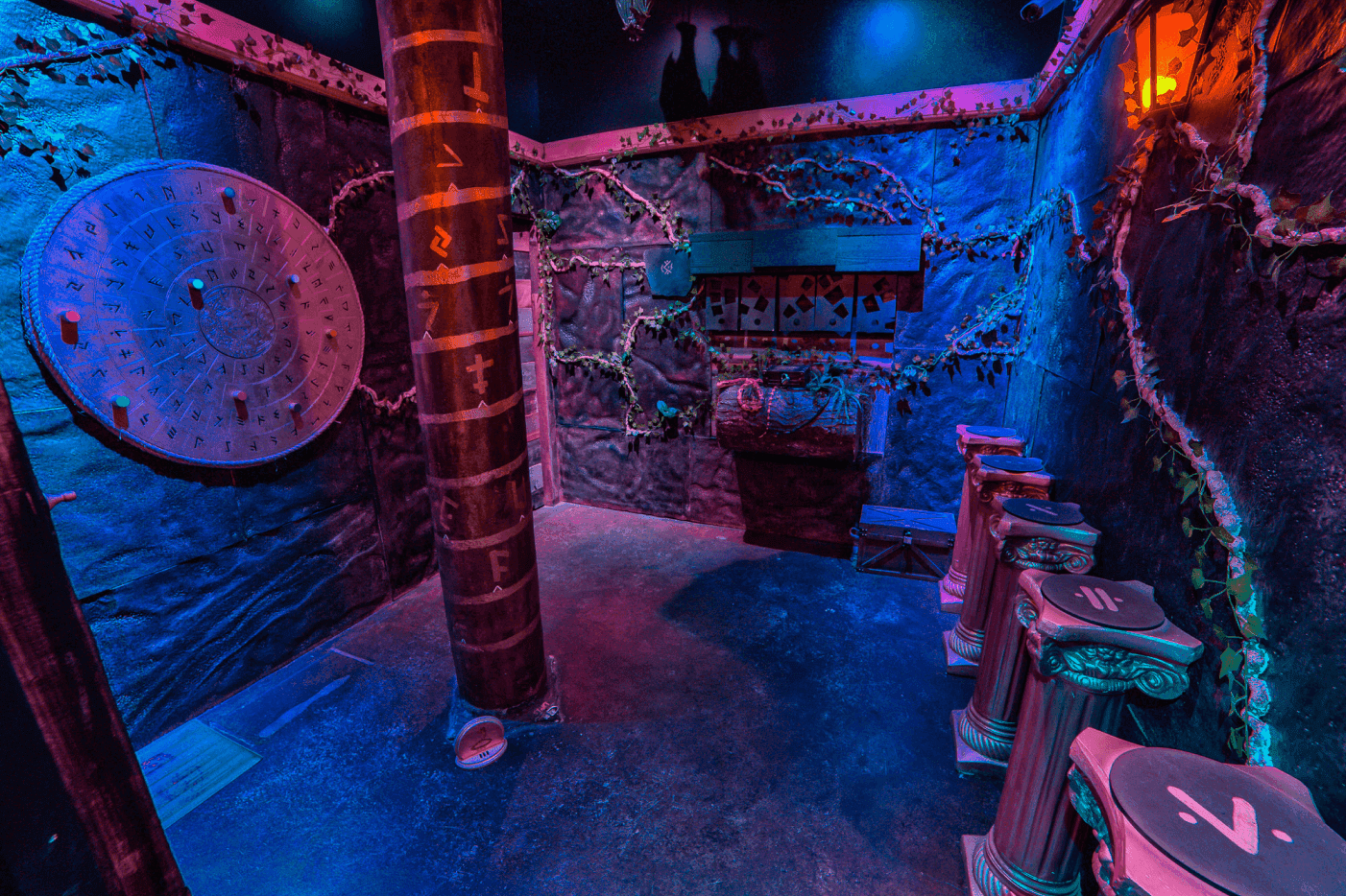 GameRoomPage_LostCity_Carousel_4.png